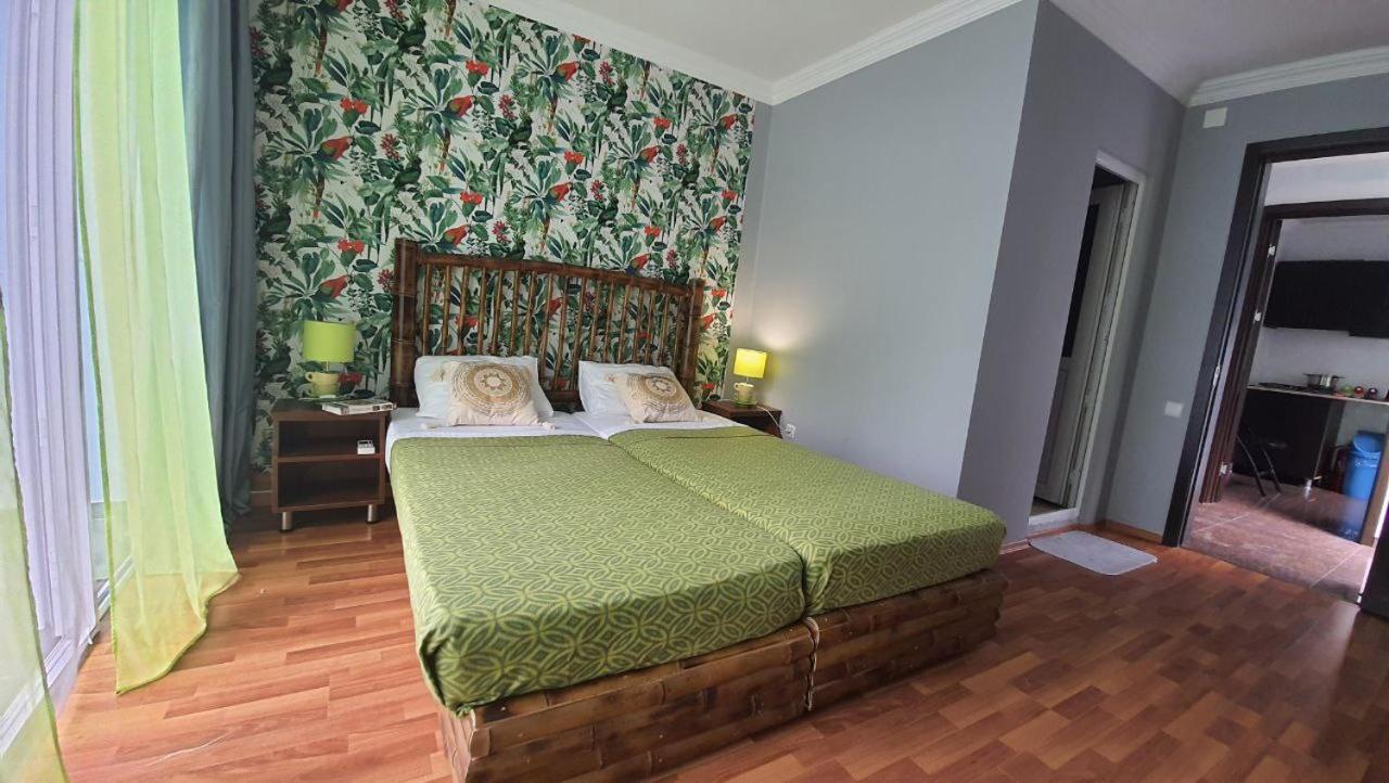 Calypso Kvariati Hotel Экстерьер фото